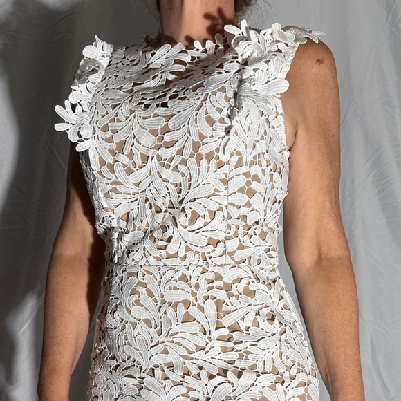 Vici White Floral Lace Midi Dress Size Medium - Picture 3 of 9